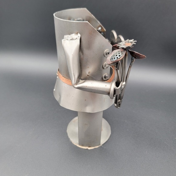 Novelty Wine Bottle Holder Metal Art‎ Lovers Flowers and Chocolate Rustic - Picture 5 of 13